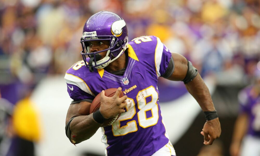 Adrian Peterson será inducido al anillo de honor de los Vikings