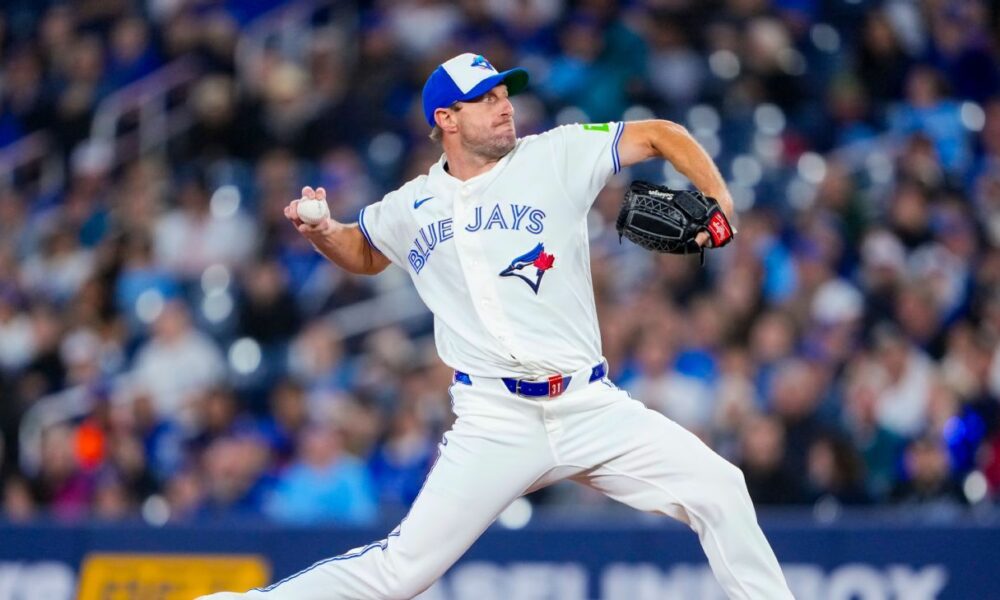 Scherzer lanza primera sección de bullpen tras caer lesionado en abril