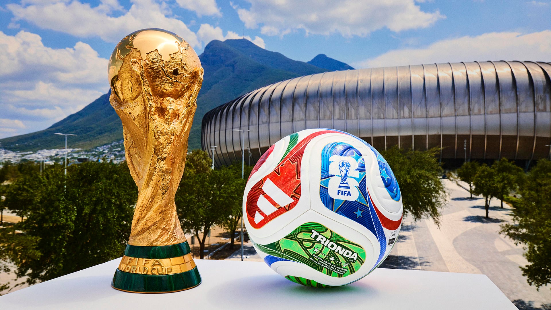 El Mundial más grande de la historia entra en su semana decisiva