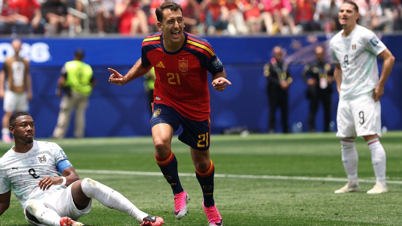 Doblete de Oyarzábal protagoniza pase a octavos de España