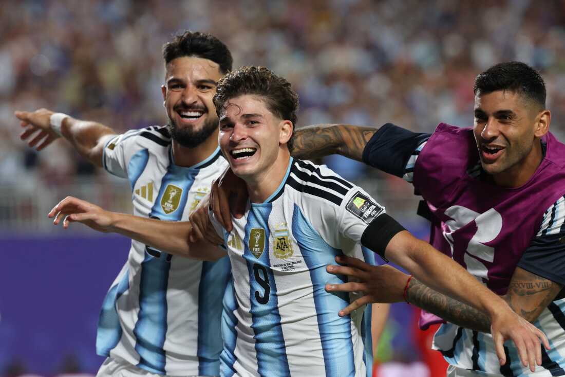 VIDEO: Argentina remonta a Inglaterra y defenderá su corona ante España en la gran final del Mundial 2026