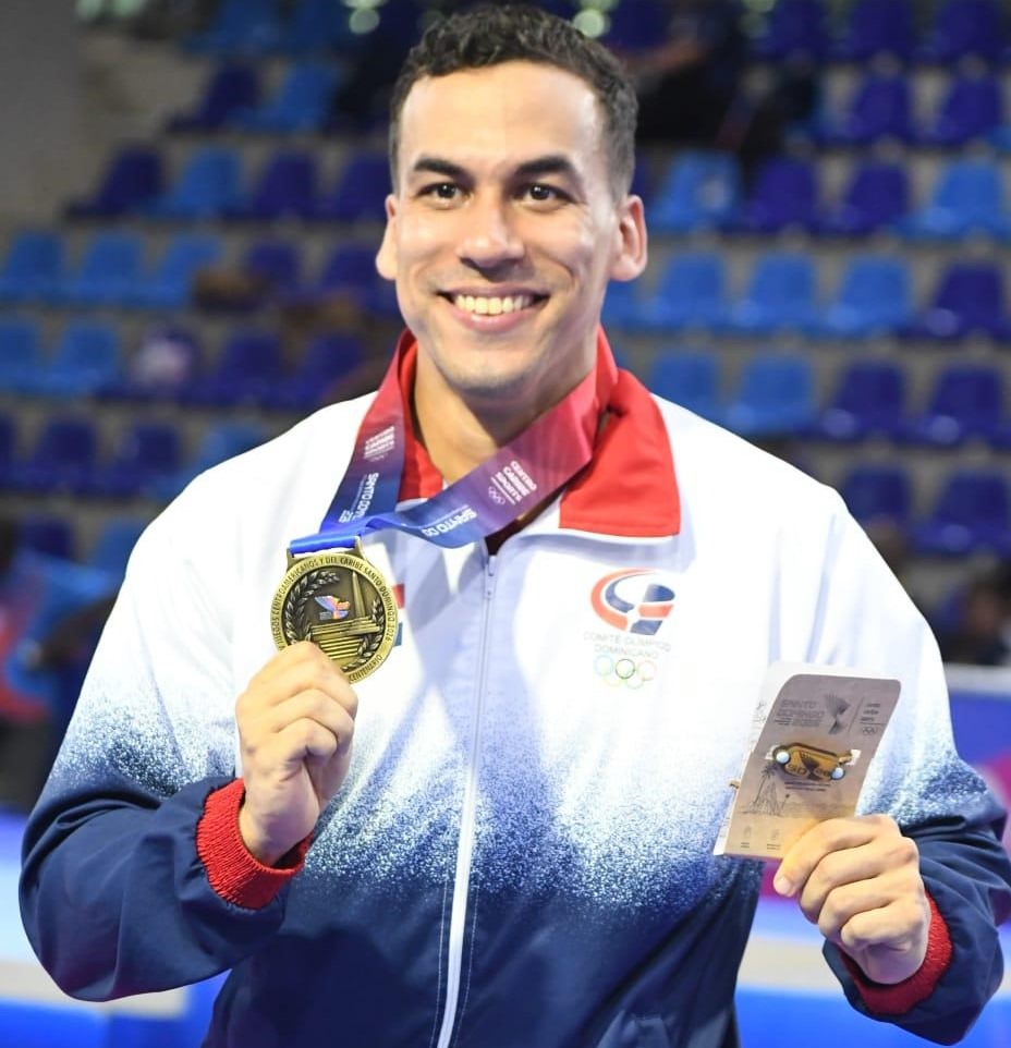 Aracena gana oro en Kata masculina