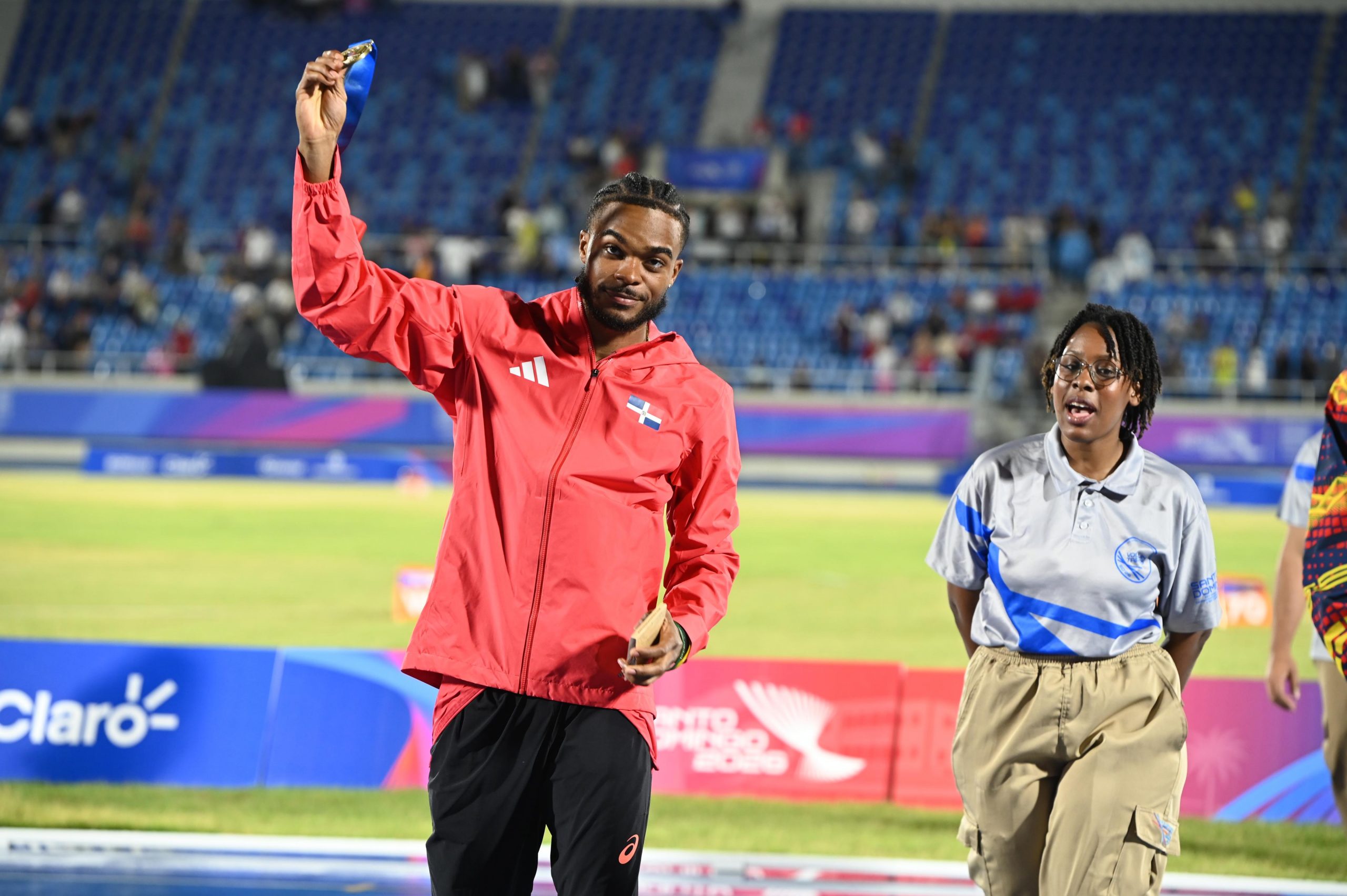 Moronta gana oro en 400 metros planos
