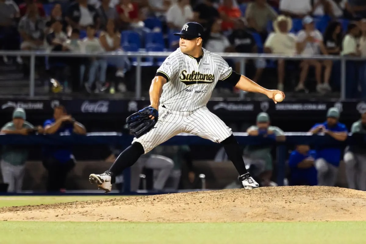 De la mano de Manny Bañuelos Sultanes toma ventaja ante los Charros