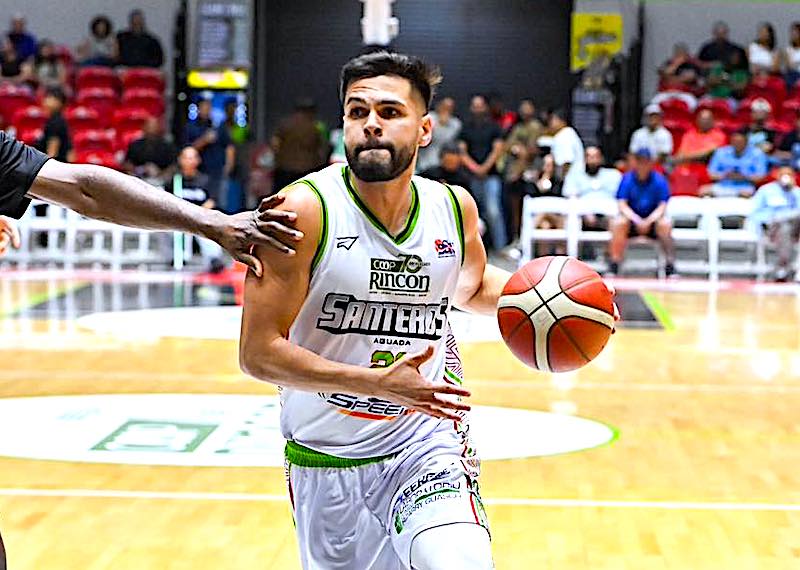 Santeros de Aguada empatan la Final Brava del BSN ante los Vaqueros