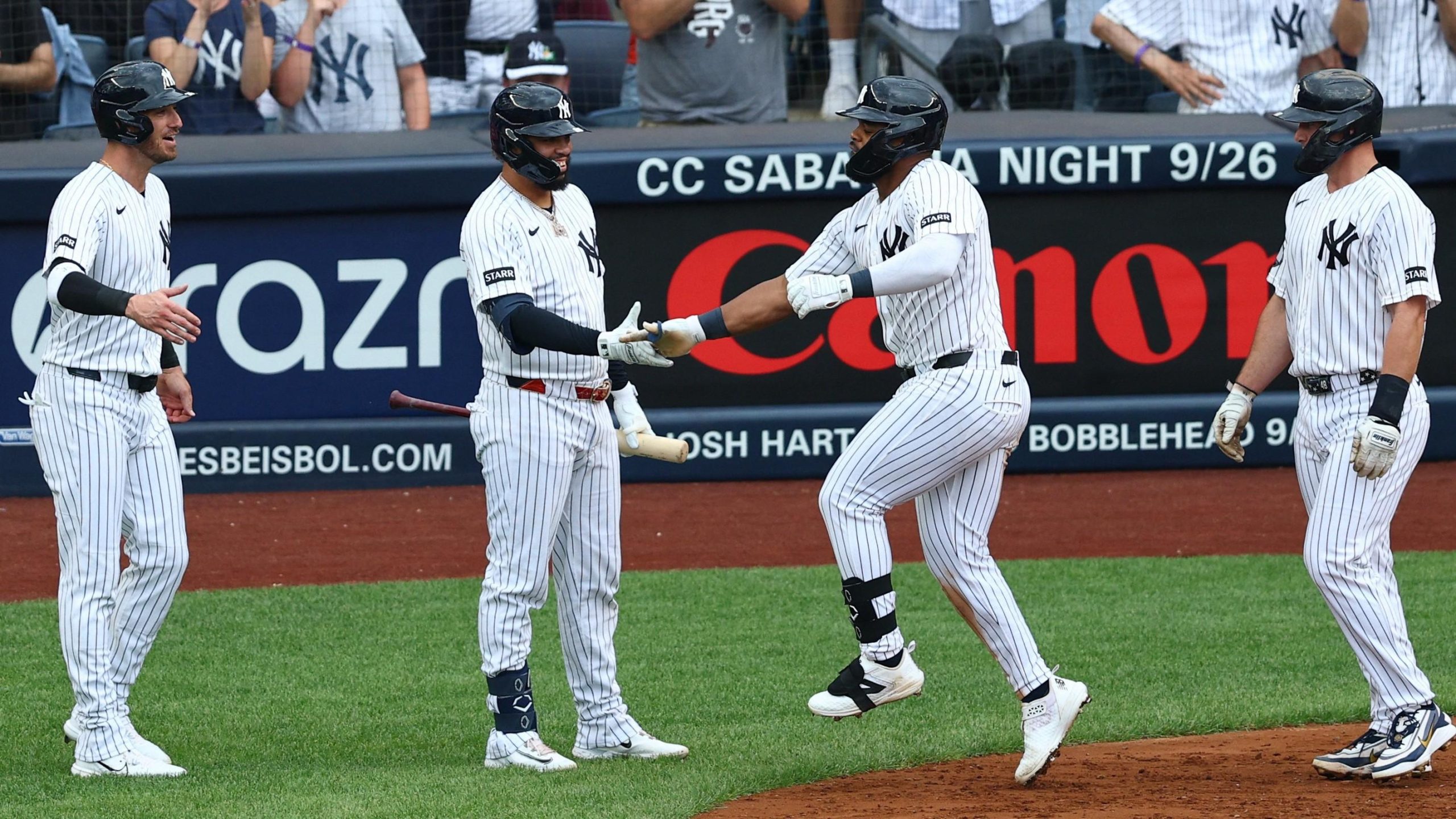 Yankees vapulean a Red Sox y se llevan serie crucial