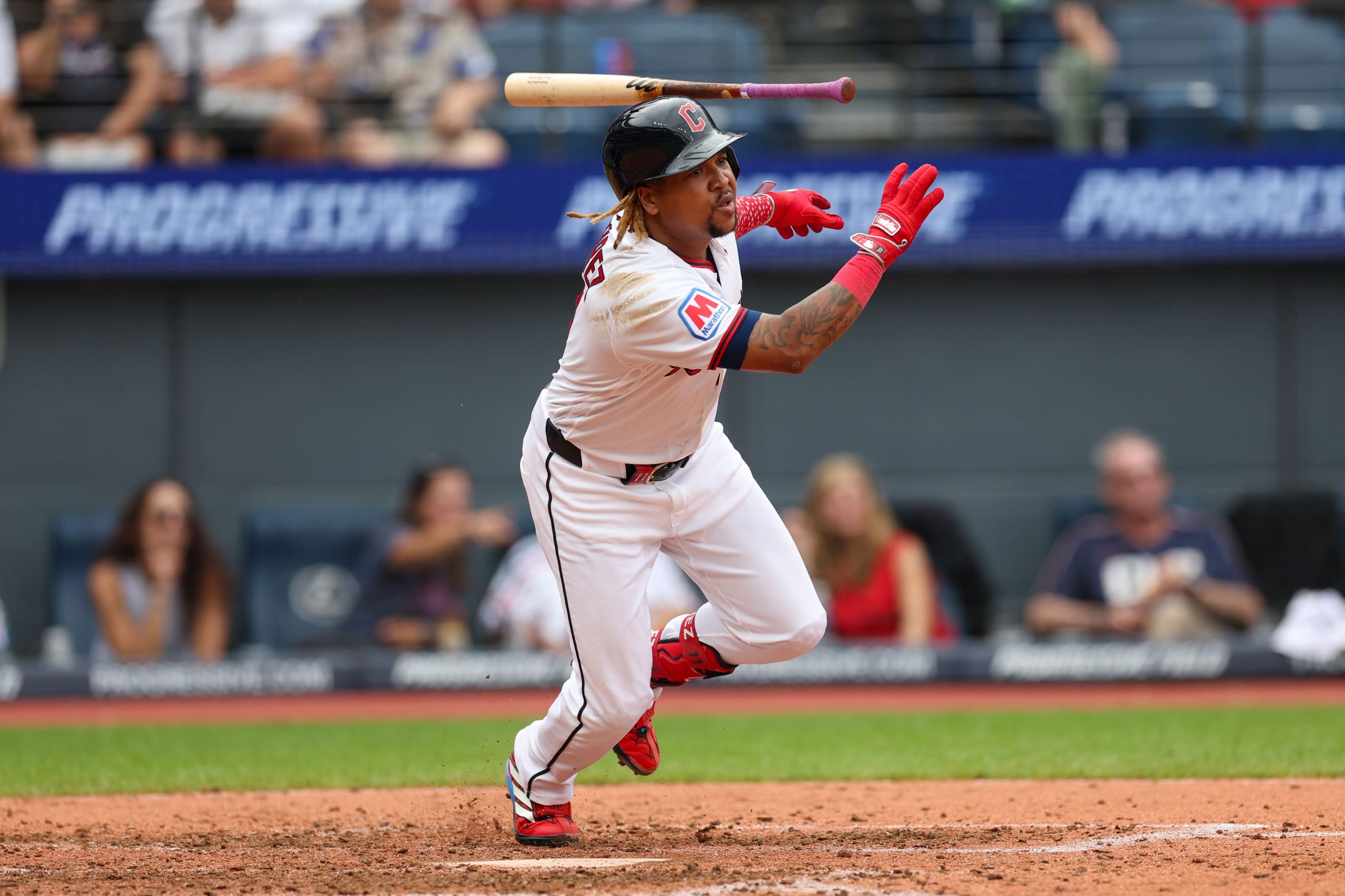 José Ramírez alcanza su hit 1000 en victoria de Guardians