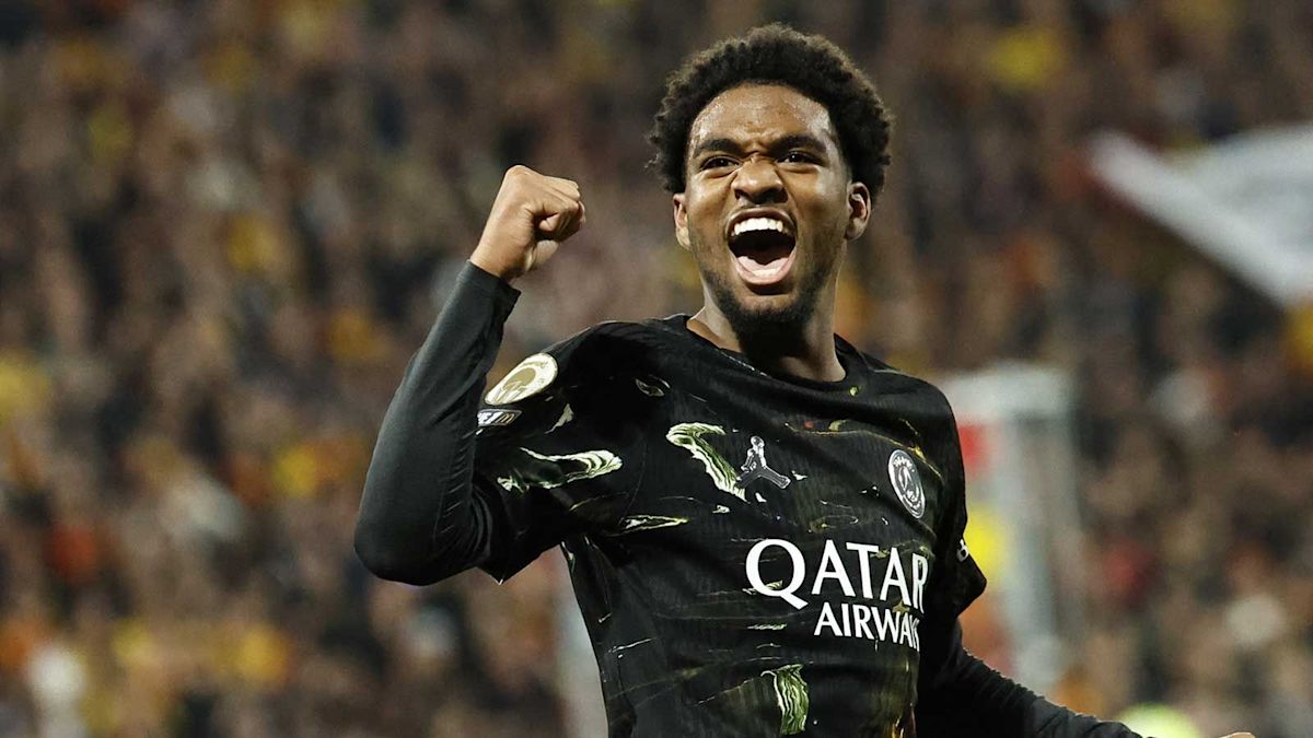 Aston Villa incorpora a Ibrahim Mbaye desde el PSG por 47 millones de libras