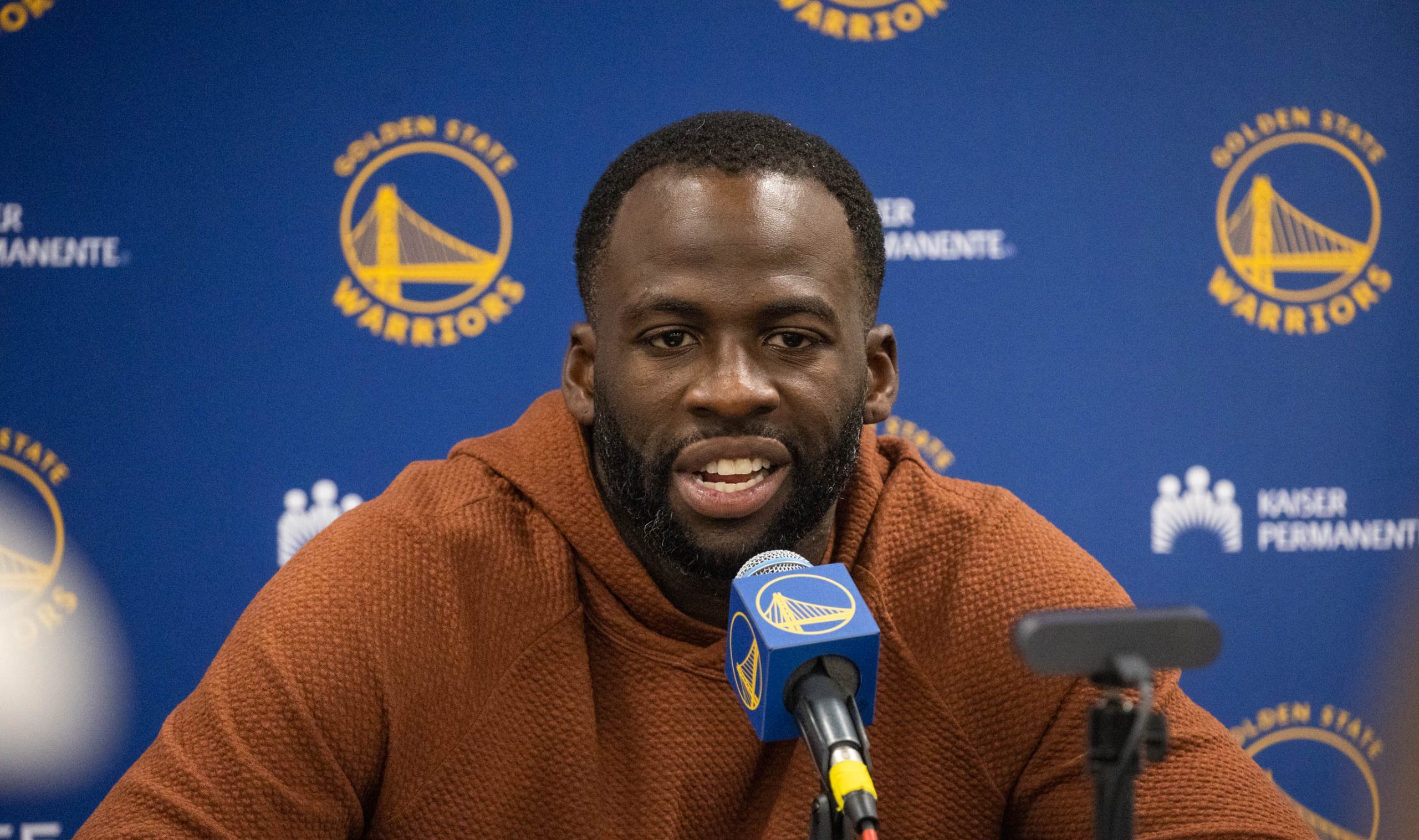 Draymond Green cuestiona el tope salarial tras el escándalo de los Clippers