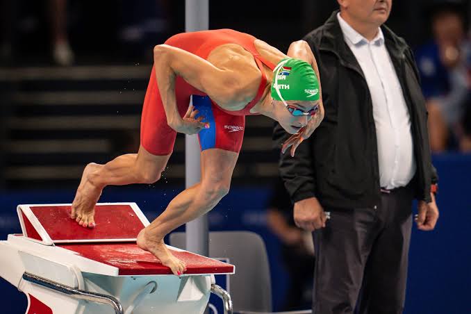 World Aquatics prepara cambios para mejorar el apoyo económico a los nadadores
