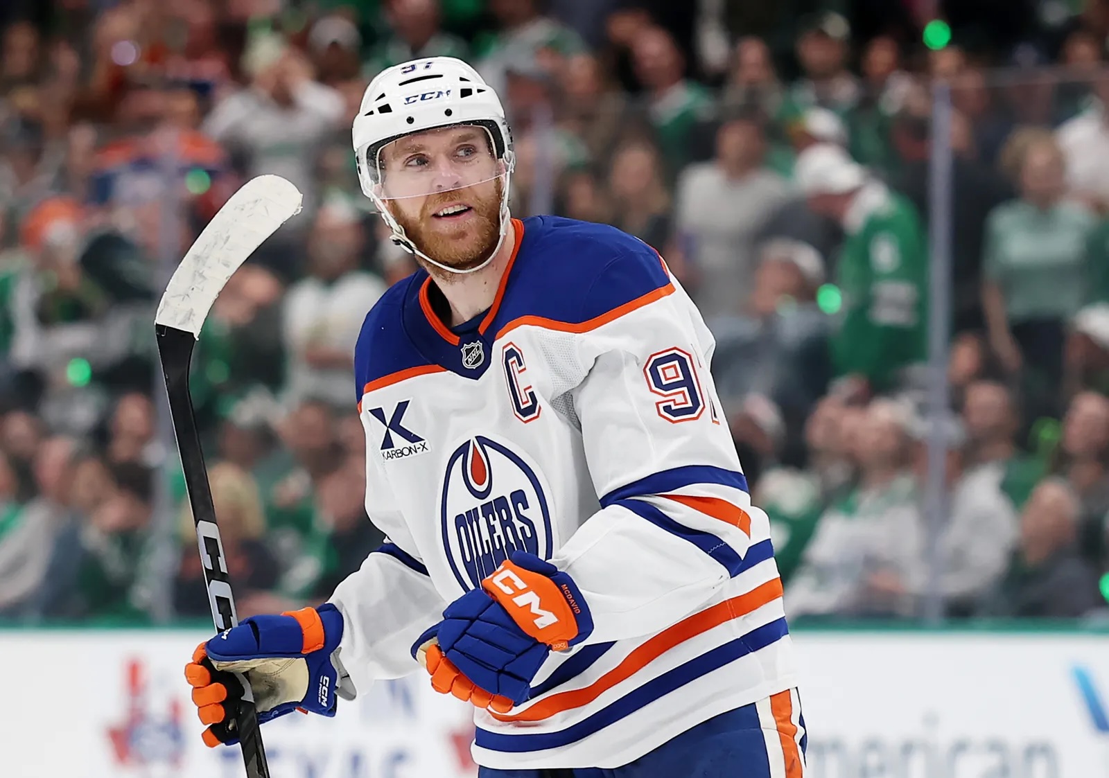 Connor McDavid anticipa una temporada especial: “Se puede sentir la energía”