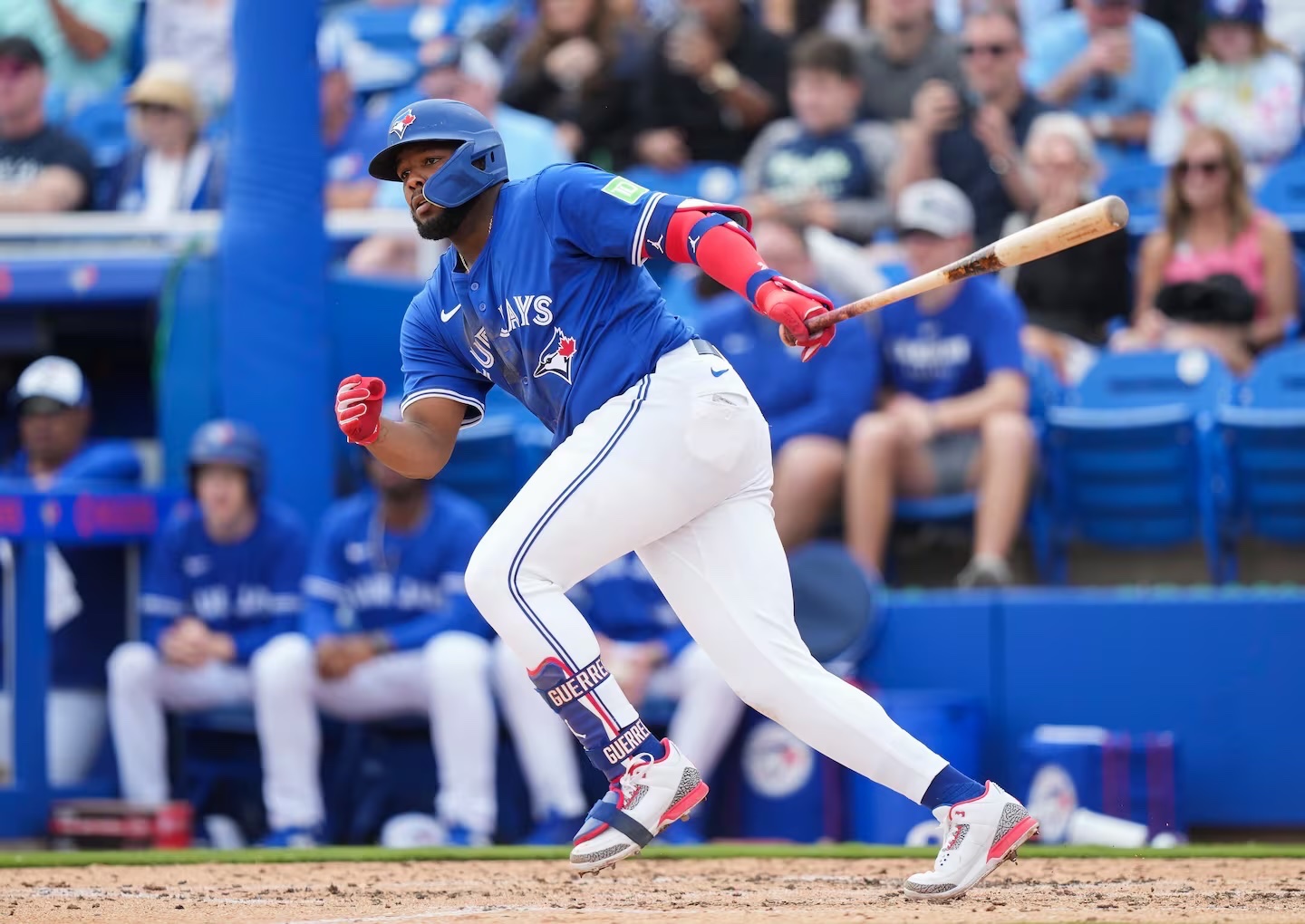 Guerrero Jr. no produce y los Blue Jays pierden margen hacia los playoffs