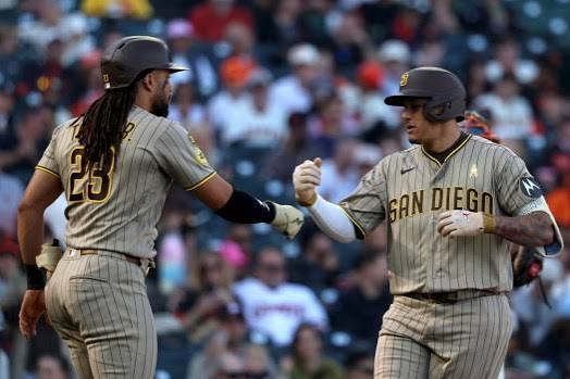 Tatis, Machado la botan y Padres consiguen su octava victoria consecutiva