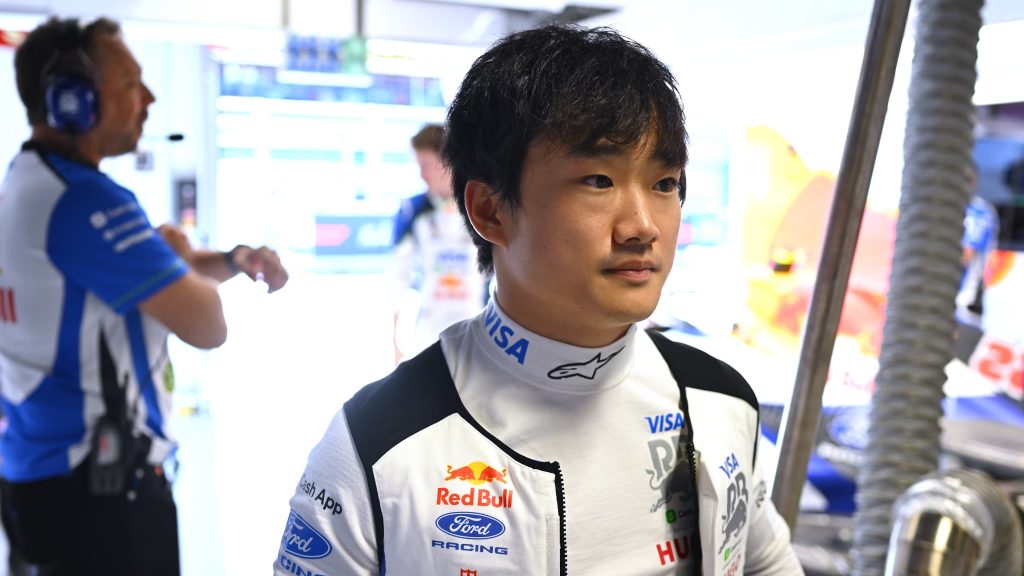 Tsunoda evalúa su carrera en España después del fuerte incidente con Sainz