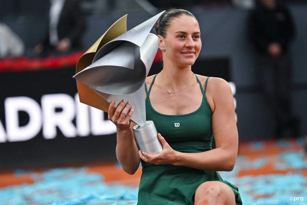 Kostyuk se instala en los cuartos de Guadalajara sin entrar en acción