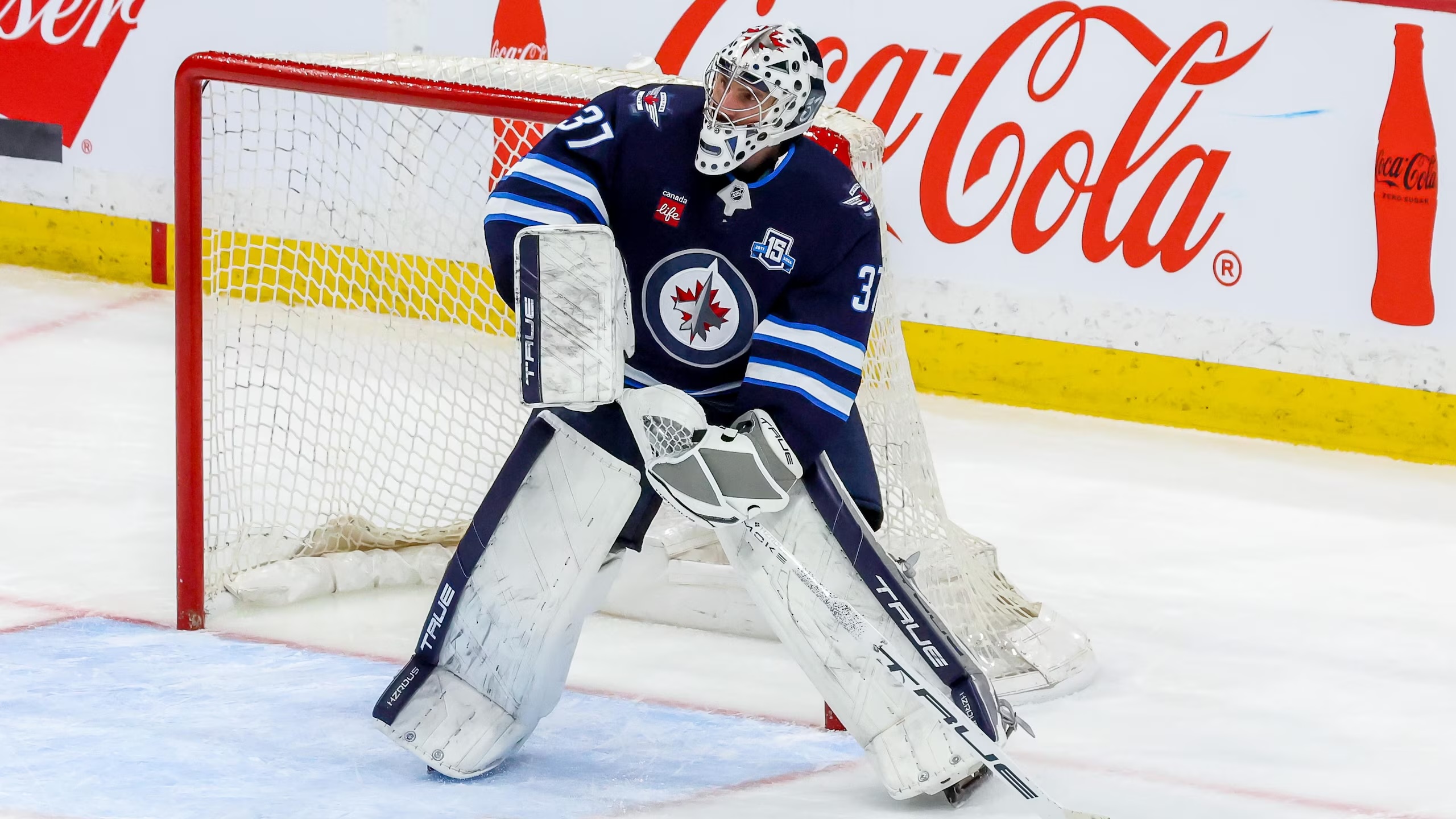 Los Jets lamentan la situación de Hellebuyck: “Estamos destrozados”