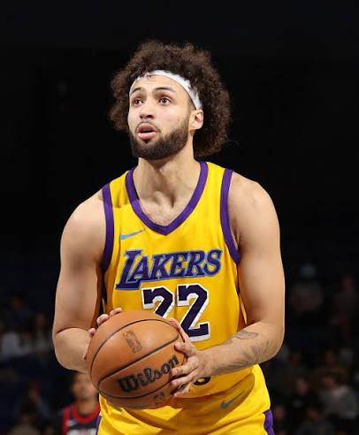 Lakers incorporan a Anton Watson antes del training camp