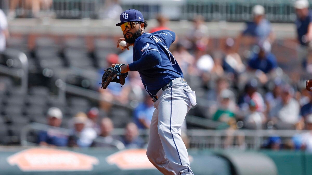 Junior Caminero no alcanza a Yordan &Aacute;lvarez con el guante