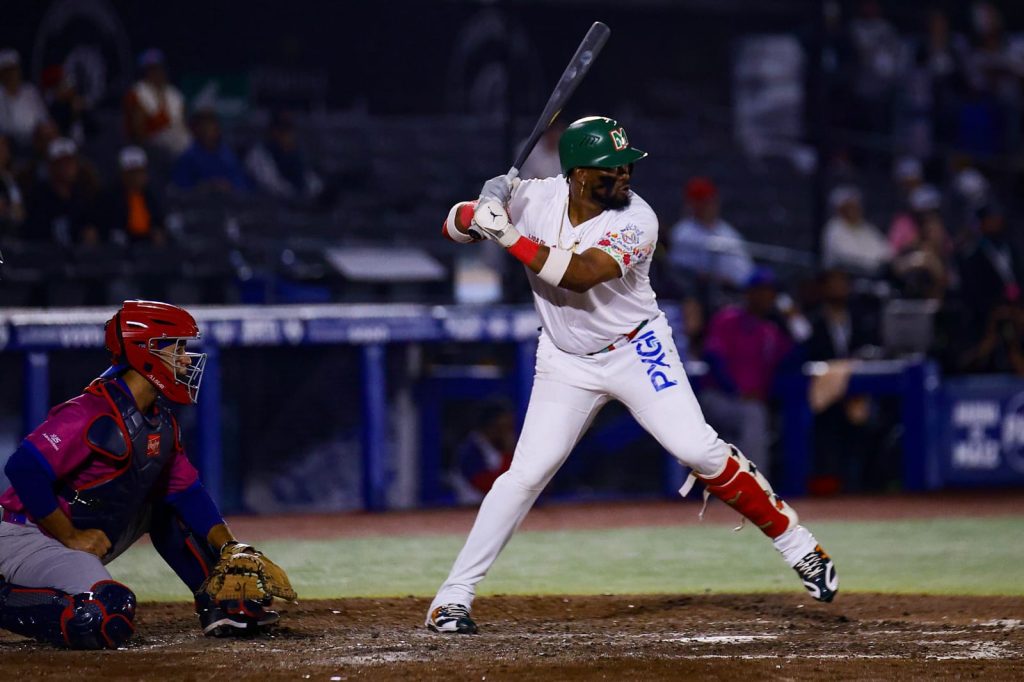 Dorados de Chihuahua incorporan al cañonero dominicano Estevan Florial