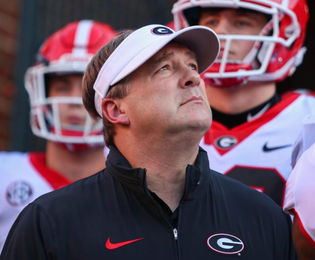 Georgia llega invicta, pero Kirby Smart exige más a los Bulldogs antes de enfrentar a Oklahoma