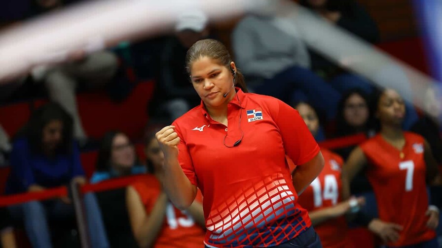 Priscila Rivera cambia la capitanía por el banquillo y asume como entrenadora