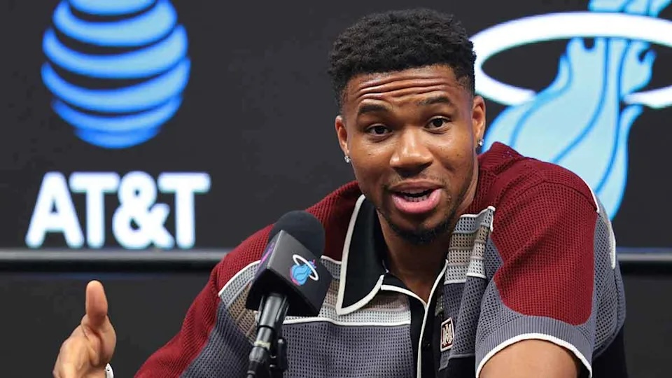 GIANNIS COMIENZA SU NUEVA ETAPA EN MIAMI