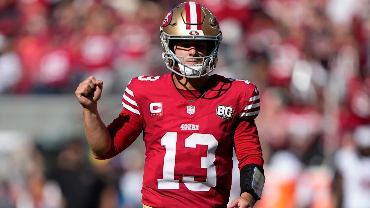 BROCK PURDY LANZA CUATRO TOUCHDOWNS Y SAN FRANCISCO SOBREVIVE