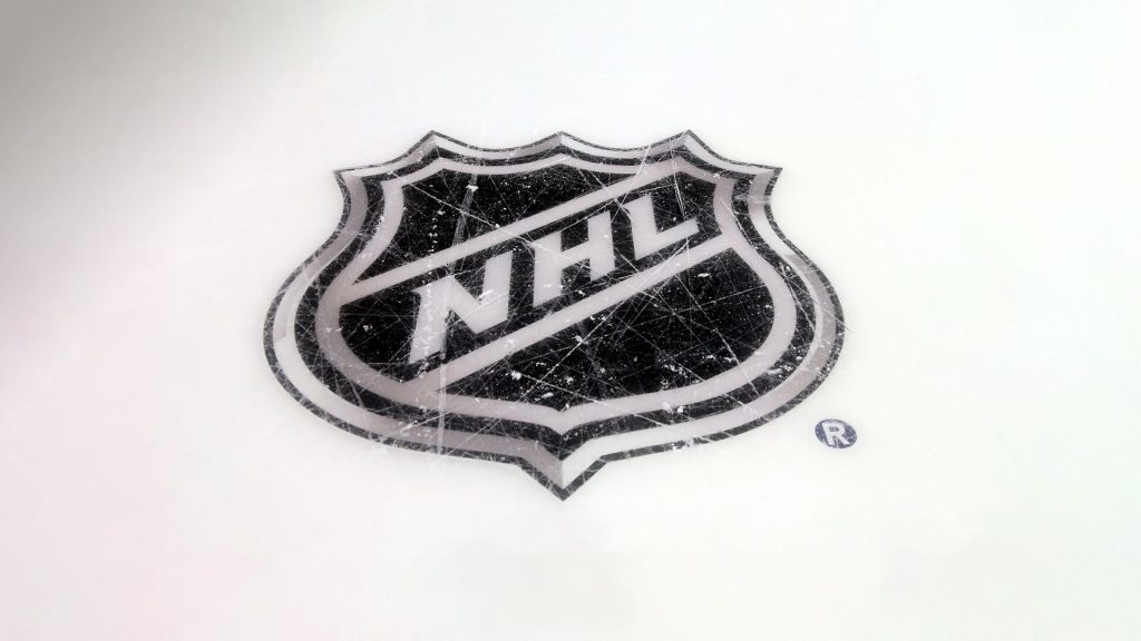 NHL revela las plantillas con las que los equipos iniciarán la temporada 2026-27
