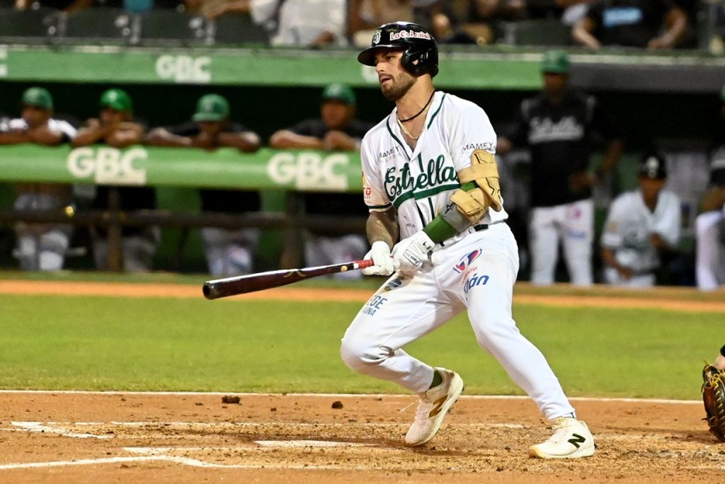 Licey incorpora a Bryan Lavastida