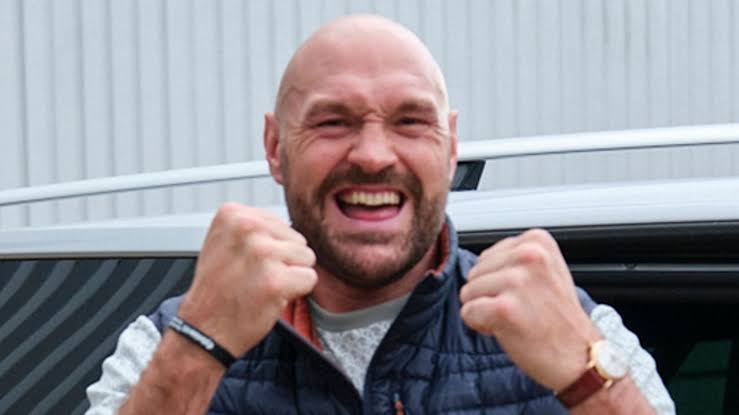 Tyson Fury presiona para cambiar el horario de su megapelea contra Anthony Joshua