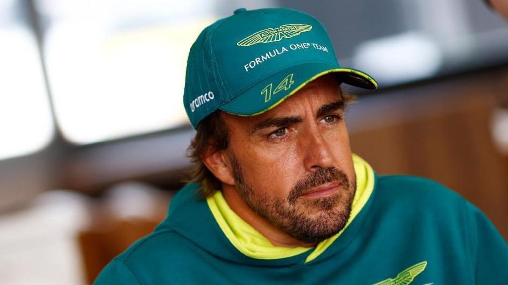 Fernando Alonso continuará en Aston Martin en 2027