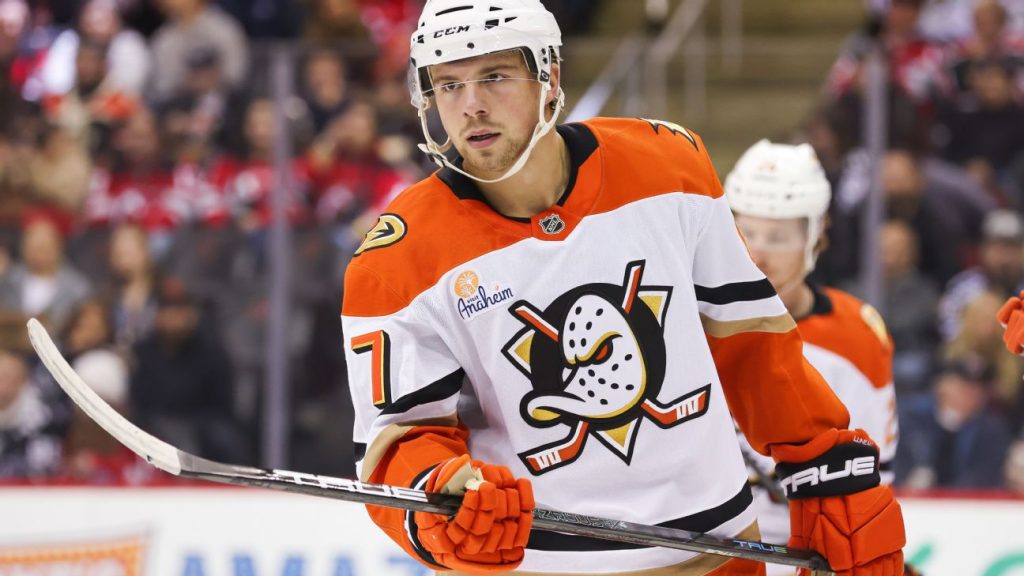 Ducks apuestan en grande por Tristan Luneau: seis años y US$43.2 millones