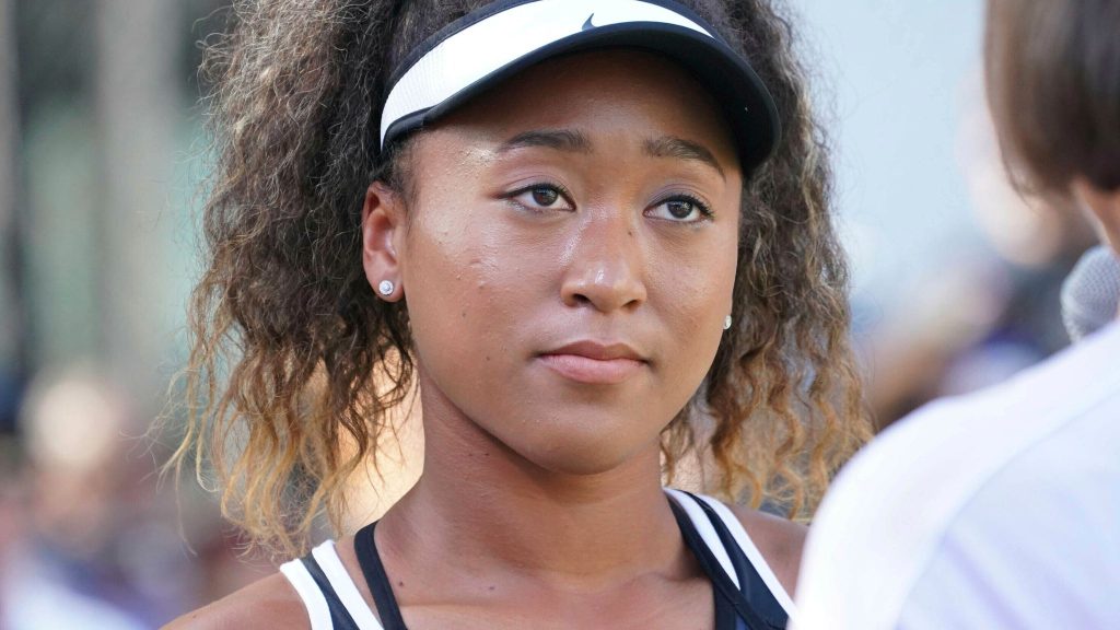 Naomi Osaka sobrevive a una batalla de tres sets en Beijing