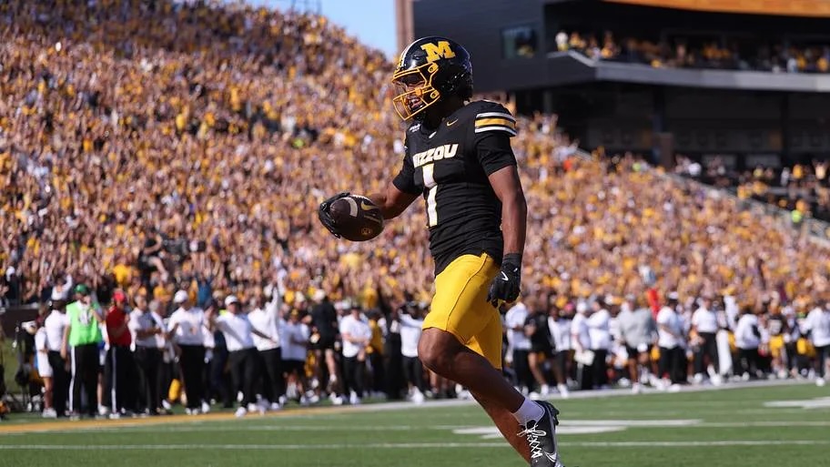 ¡Batacazo! Missouri destruye 45-17 al No. 8 Florida