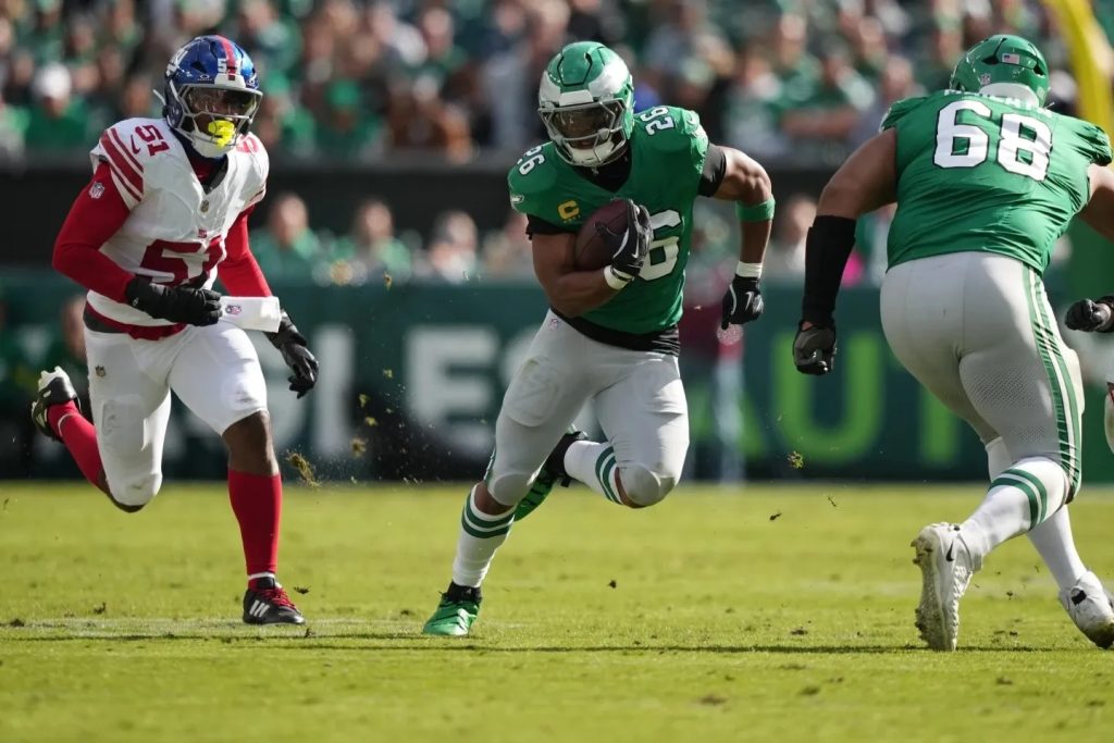 Saquon Barkley y DeVonta Smith no jugarán contra Jacksonville en Londres