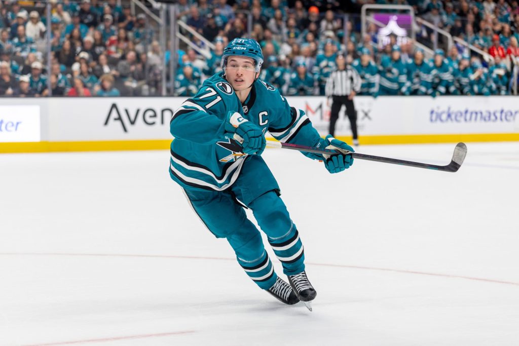 Sharks pendientes de Celebrini: su disponibilidad se definirá antes del partido contra Edmonton