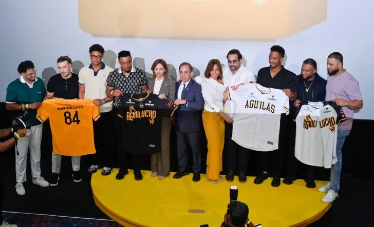 Águilas presentan una temporada de innovaciones y tradición en gala de cine