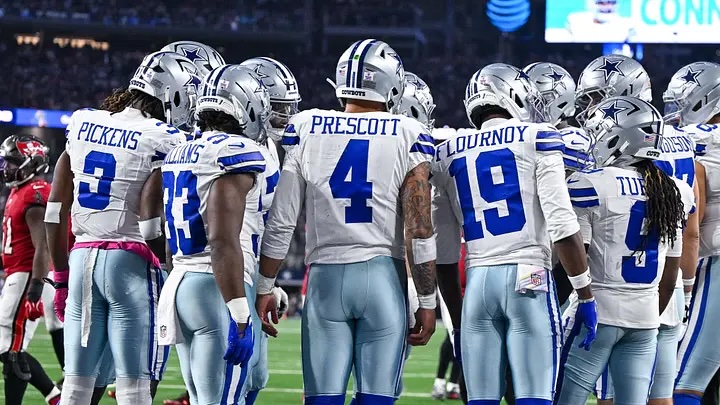 Dallas Cowboys realizan cambios en su defensa tras un complicado inicio de temporada
