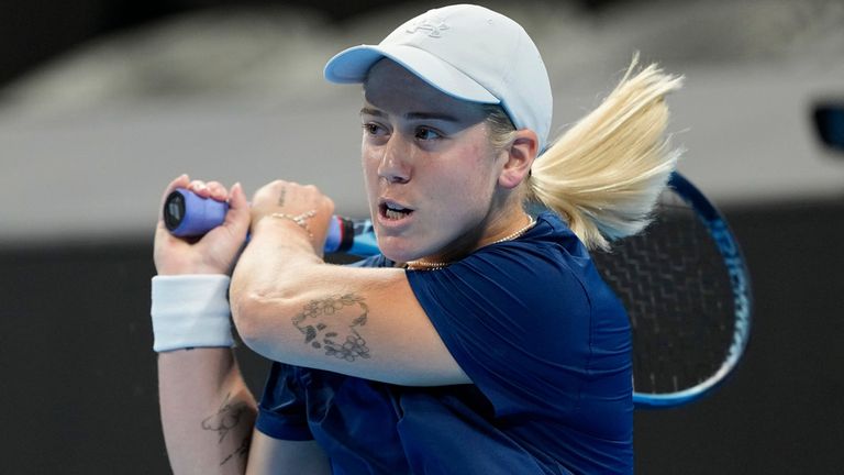Sonay Kartal sorprende a Belinda Bencic y consigue importante victoria en Wuhan