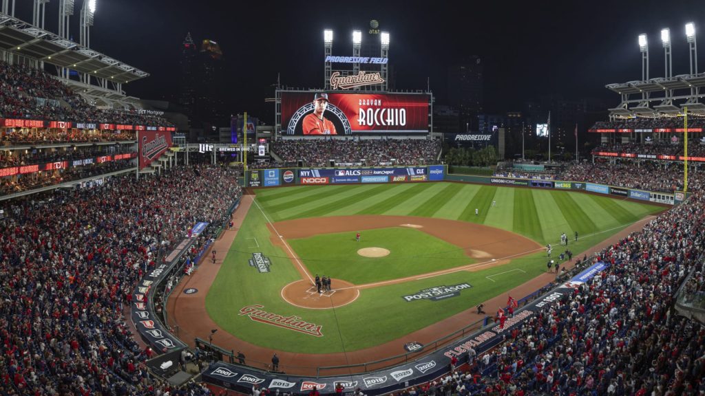 MLB adelanta dos partidos de las Series de Campeonato por amenaza de mal tiempo