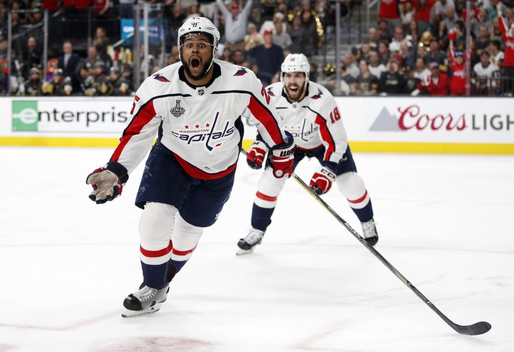 Washington Capitals supera a Montreal Canadiens en una noche de nueve goles