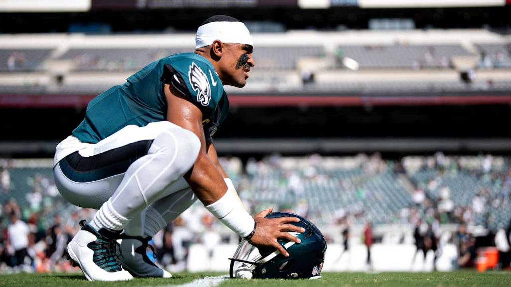 Jalen Hurts queda fuera ante Carolina y enciende las alarmas en Philadelphia