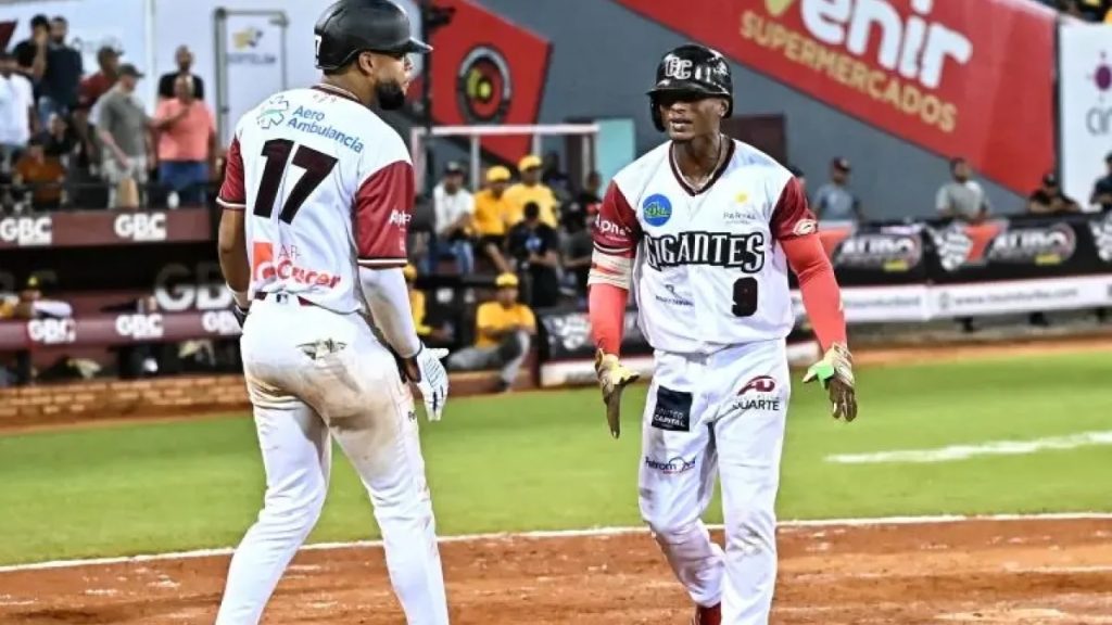 Carlos Jorge decide con jonrón y los Gigantes derrotan a las Águilas en San Francisco de Macorís