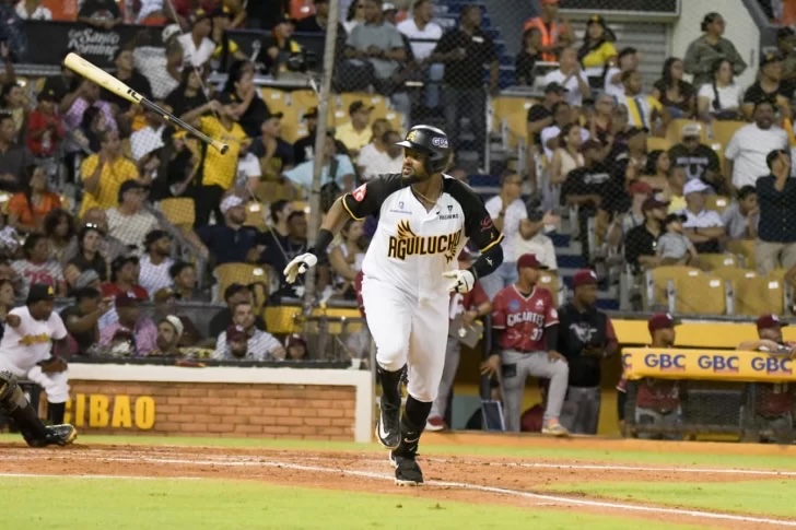 Águilas consiguen su primera victoria y frenan a los Gigantes en el estadio Cibao