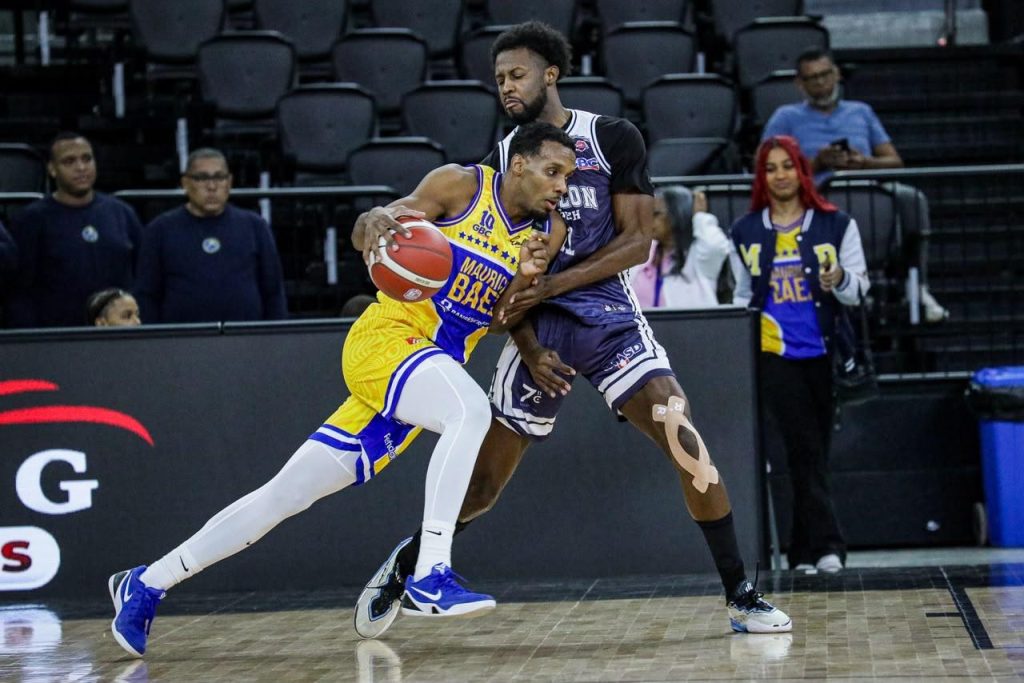 Mauricio Báez derrota a El Millón y mantiene su fortaleza en el baloncesto superior distrital