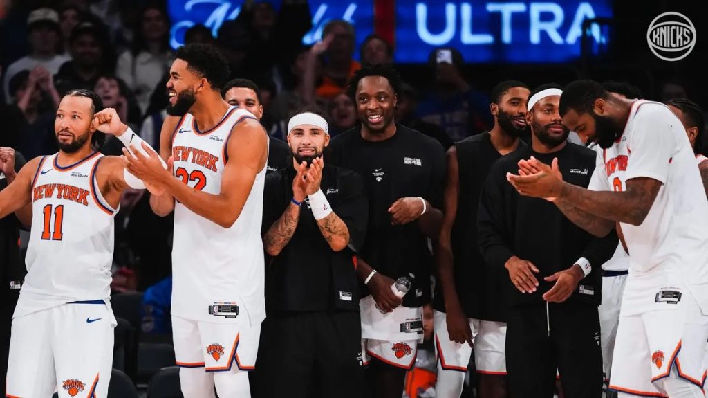 New York Knicks comienzan la defensa de su campeonato con un desafío frente a Philadelphia