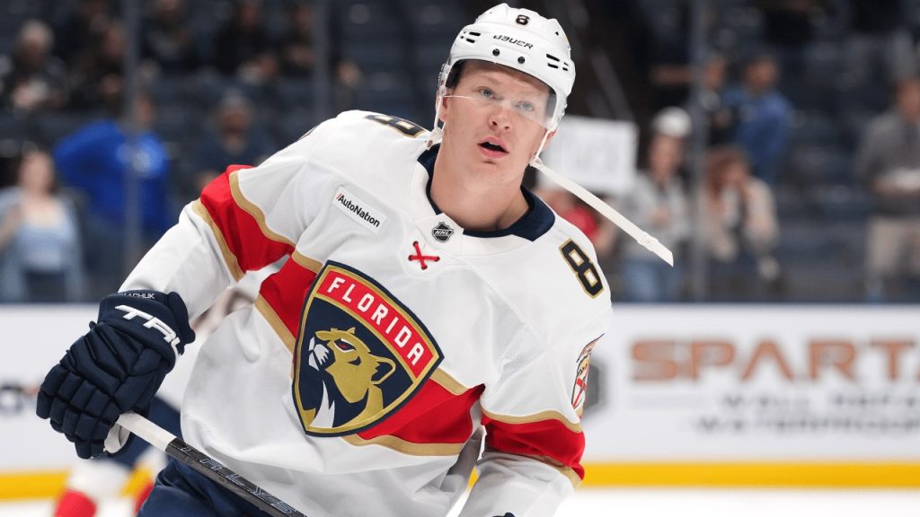 Brady Tkachuk es elegido mejor jugador de la semana tras una actuación histórica con Florida
