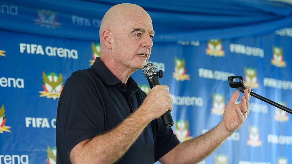FIFA sanciona al seleccionador de Egipto y a un delantero tras polémica frente a Argentina