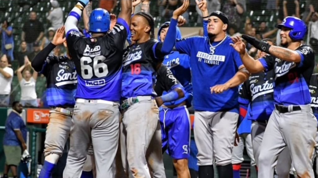 Puerto Rico anuncia acuerdo internacional para transmitir su béisbol invernal durante tres temporadas