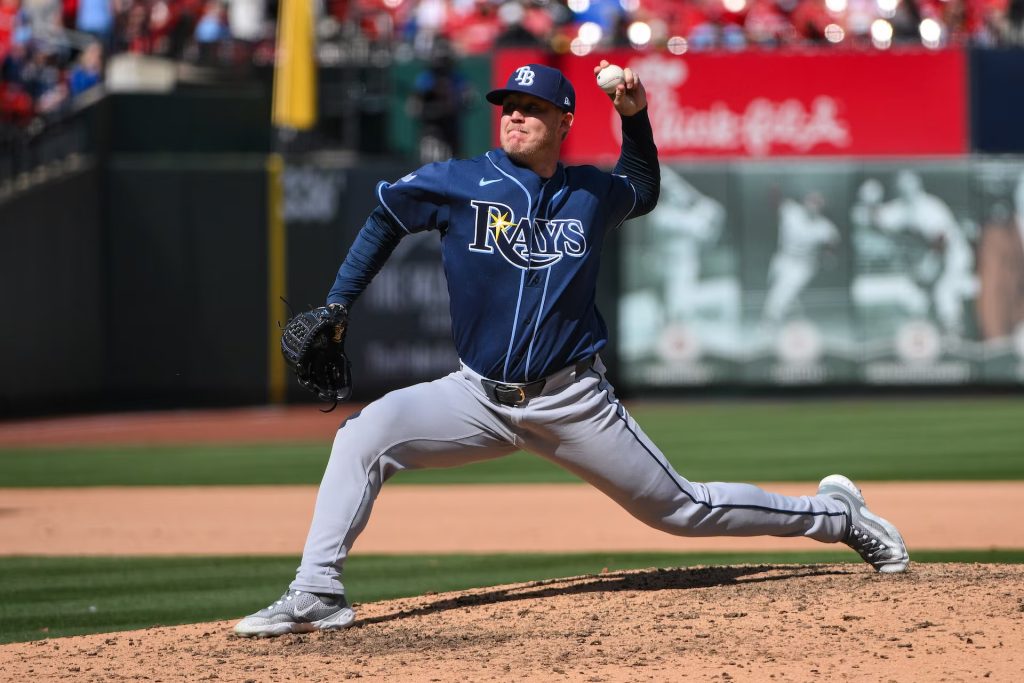 Tampa Bay confirma el regreso de Garrett Cleavinger y define su roster para enfrentar a Milwaukee